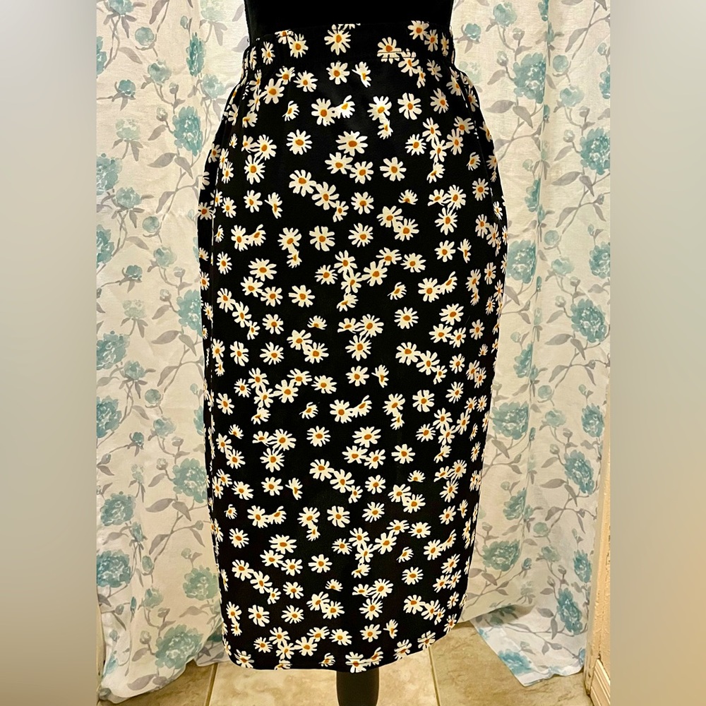 90s daisy skirt